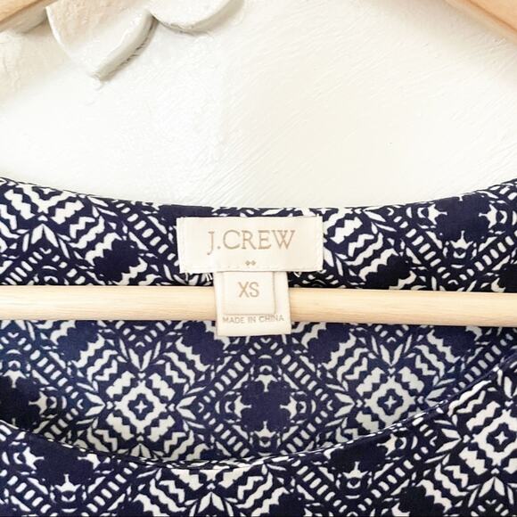 J.crew Printed Split Hem Top Blouse white blue XS - Picture 3 of 7